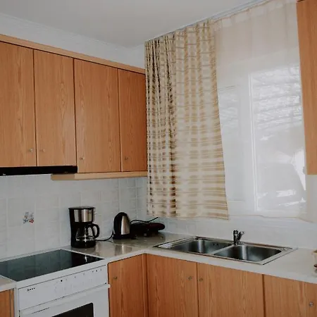 Tranquil Agios Thaleleos